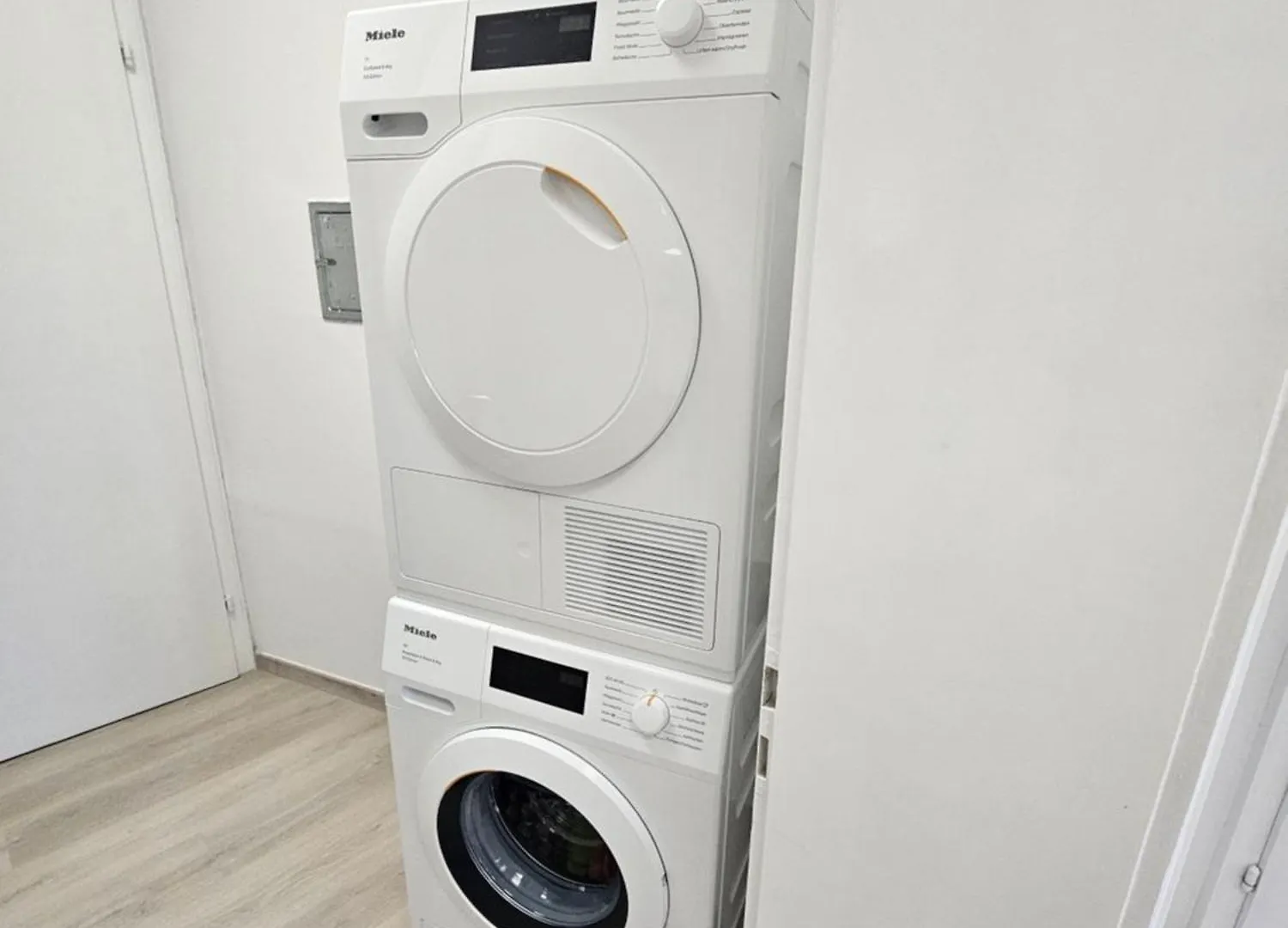 City Appartment 150 Qm Komfort Am Kurpark Bad Aibling